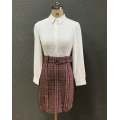 women's white slim shirt/check skirt