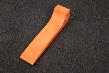 Non-slip tire pad plastic