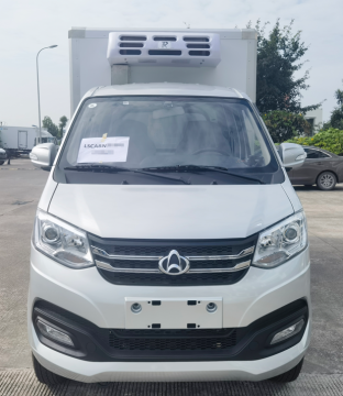 2024 Camión refrigerado de Changan - impulsado por la gasolina con velocidad máxima de 120 km/h