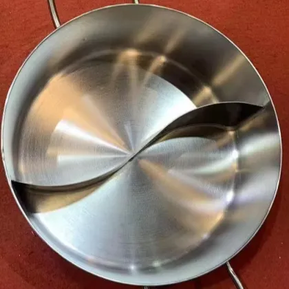 Hanhong Stainless Steel Shabu-shabu Pot with Divider