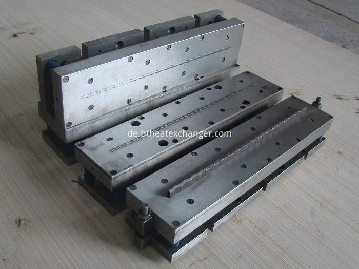 Fin Forming Moulds 1