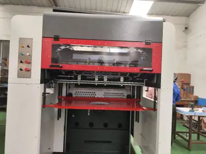 BMY-1300 Semi-Automatic Die Cutting and Creasing Machine
