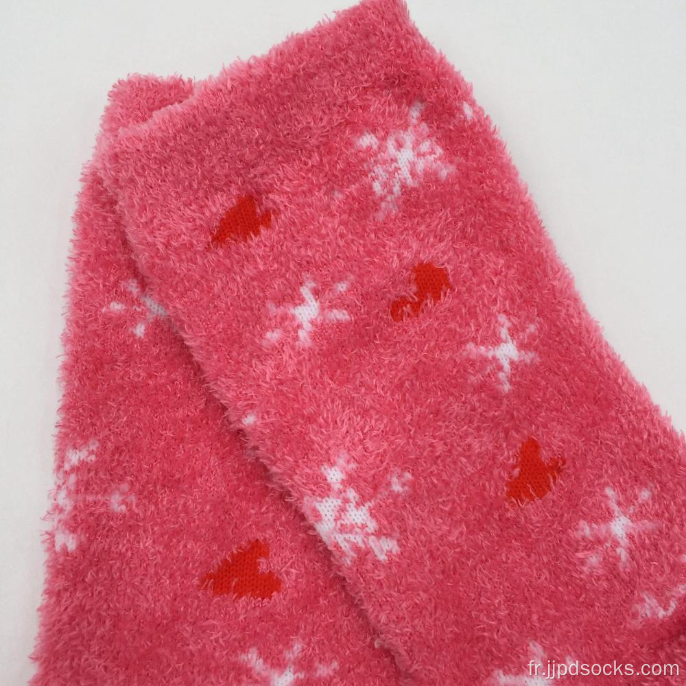 Chaussettes confortables à la neige rose