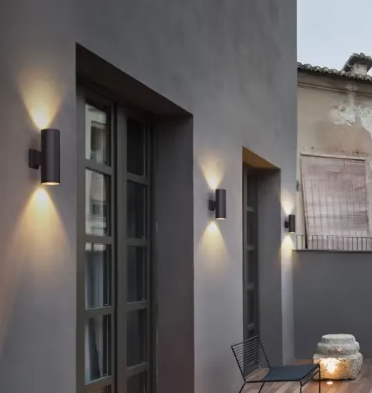 European IP65 Wall-Mounted Up and Down LED Garden Wall Lamp