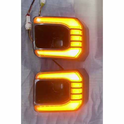 Accesorios 4x4 DRL para Hilux Rocco 2021+