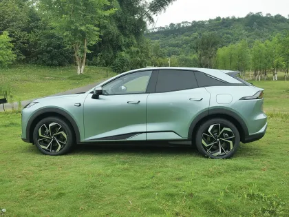 Changan Deepal S07 Hybrid Electric SUV Cars