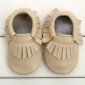 Kvalitet äkta läder baby mockasiner skor grossist