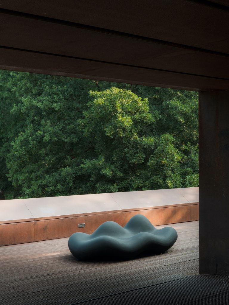 Customizable Black Shaped Outdoor Chair
