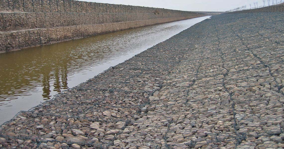 Erosion-Control-Products-Woven-Gabion-Mattresses-Examples-01