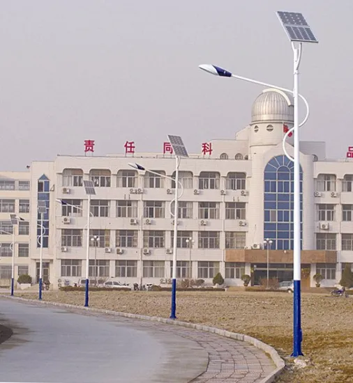 Safety 120w Solar Panels Off Grid Street Lights 40℃ - 70℃ 6m For Urban Roads