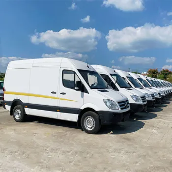 Factory Direct Refrigerated Electric Cargo Van: High Speed EV New Energy Vehicle for Commercial Sale