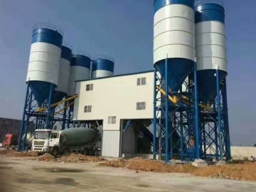 建設機械用移動式コンクリート混合プラント