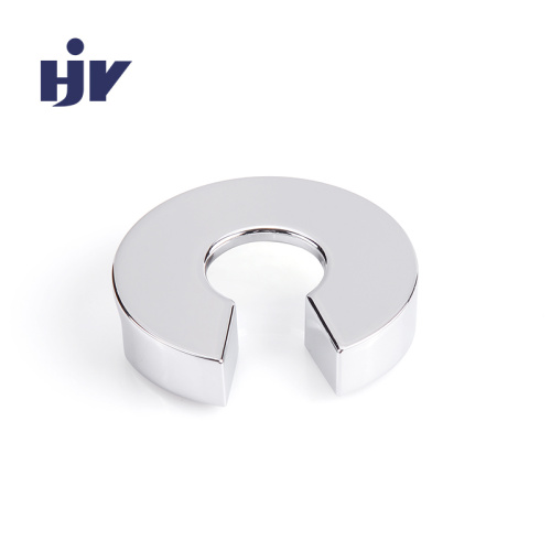 Chrome finger pull Hardware