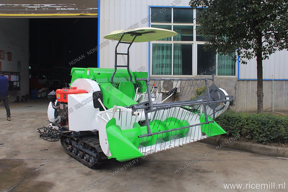 Factory Direct Sales paddy Harvester mini harvester price