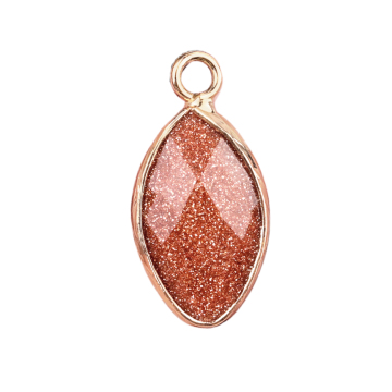 Ciondolo a ciondolo a cavallo sfaccettato rosso goldstone per il ciondolo in oro per fare gioielli fai -da -te