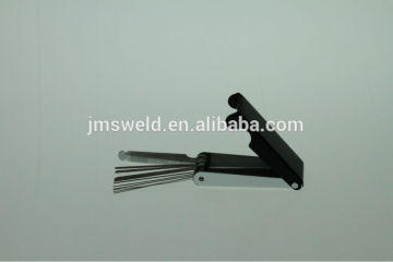 Small convenient, strong toughness, slag. Go to the nozzle tip cleaner