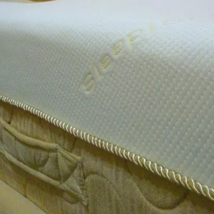 Fashion design cheap natural comfortable malaysia high-density latex deep sleep mattress