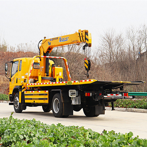 Sinotruk Flated Tow -Truck с 5 тонн кран