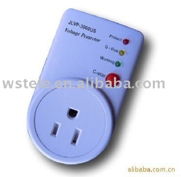 VP3000US voltage protector socket