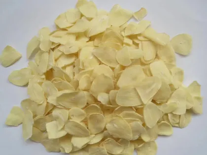 Whole Dehydrated Garlic Creamy White Garlic Flakes