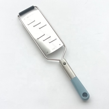 Złote ręczne narzędzia kuchenne: cena warzywna i sera