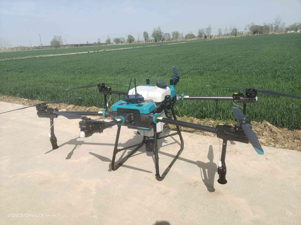 4-axis with agricultural drone 50 liters