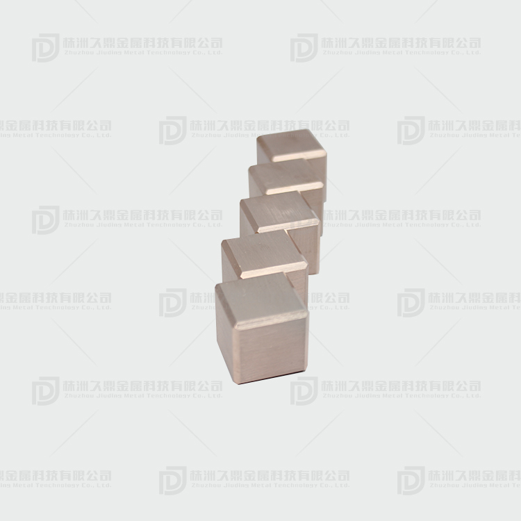 3 3