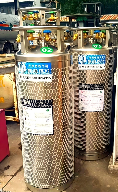 Liquid Nitrogen Gas
