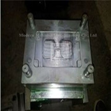 Plastic Injection Mould Supplier for auto light