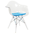 Cadeira transparente Eames