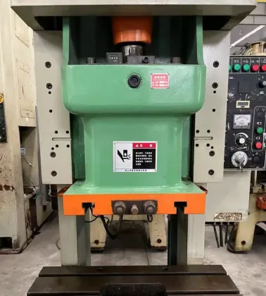 Used Chinese Taiwan SEYI SN1-45 Punch Press Machine - 45 Ton Hydraulic Press