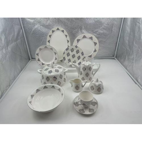 Gold painted ceramic tableware