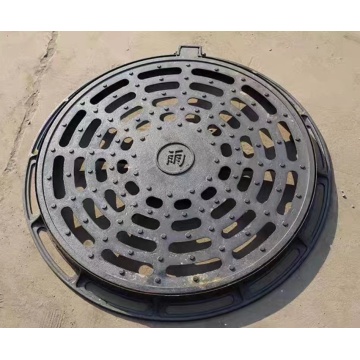 Ductile iron leaky manhole cover