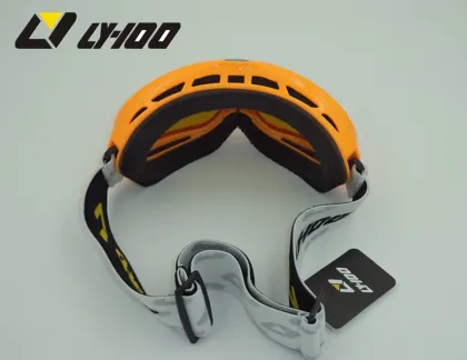 anti-fog ski goggles