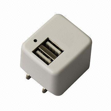 Mini USB Travel Charger with Dual-USB Port, 5V DC/2.4A, Measures 32 x 32 x 30mm