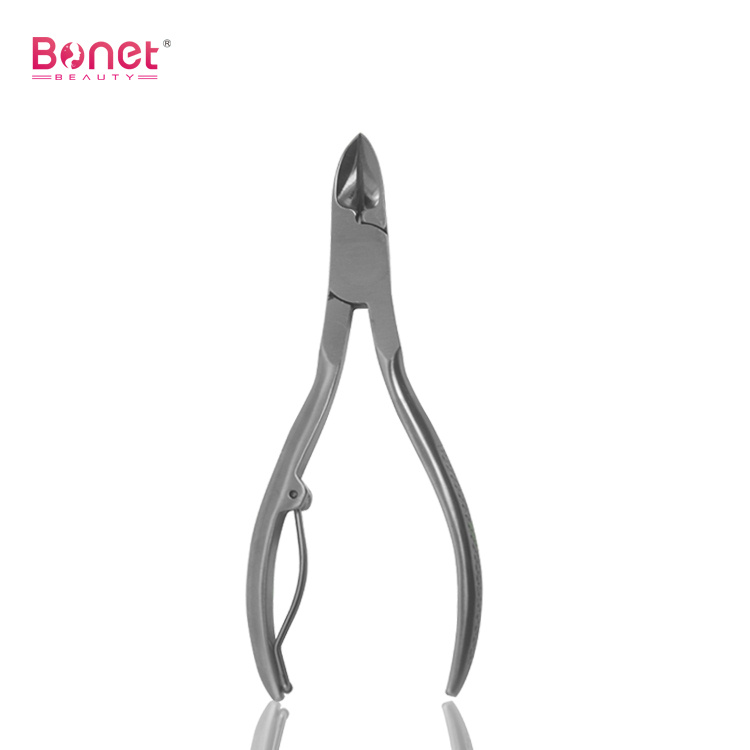 Cuticle Nipper And Pusher