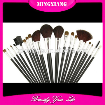 Wooden handle makeup pouch Black professional makeup brush set