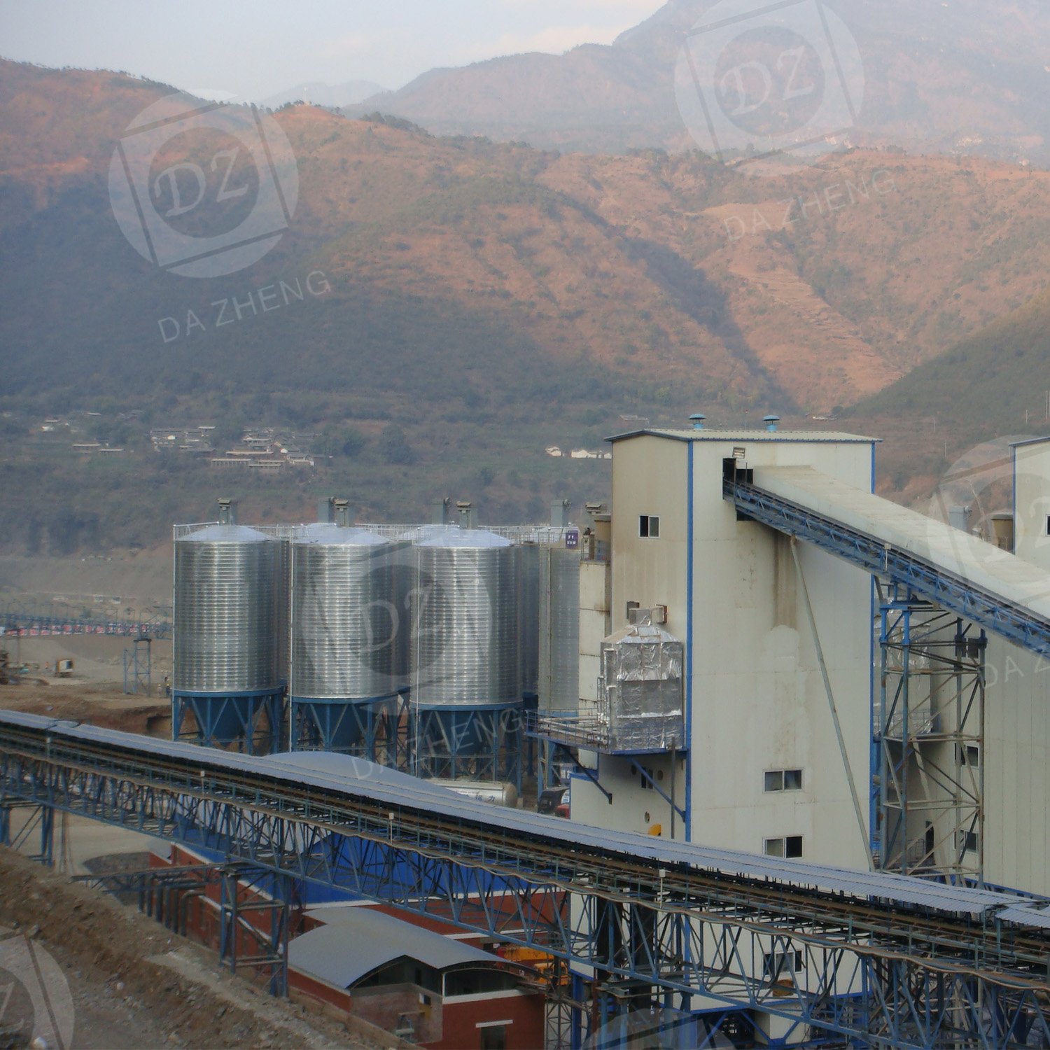 Steel plate silo for metal storage