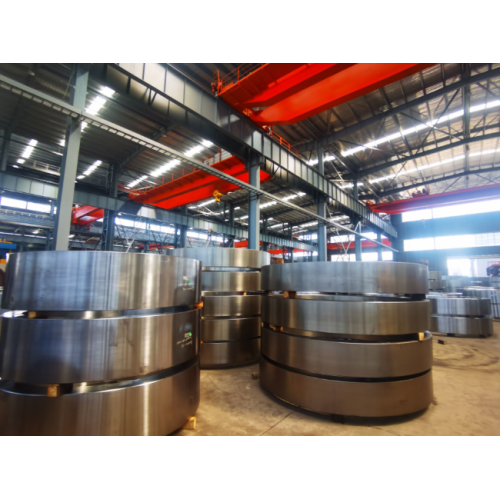 Грубая апрацоўка 14000 кг каванага сталёвага ролікавага кольца