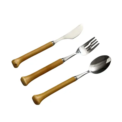 Exquisite Bamboo Cutlery Set - 3 Piece Sustainable Dining Utensils