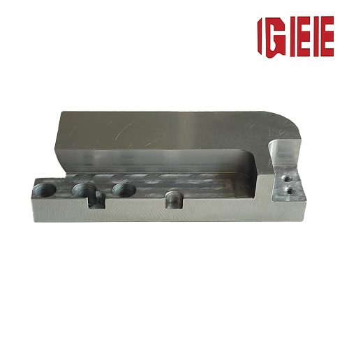 Guide latéral de plaque YFG0297B