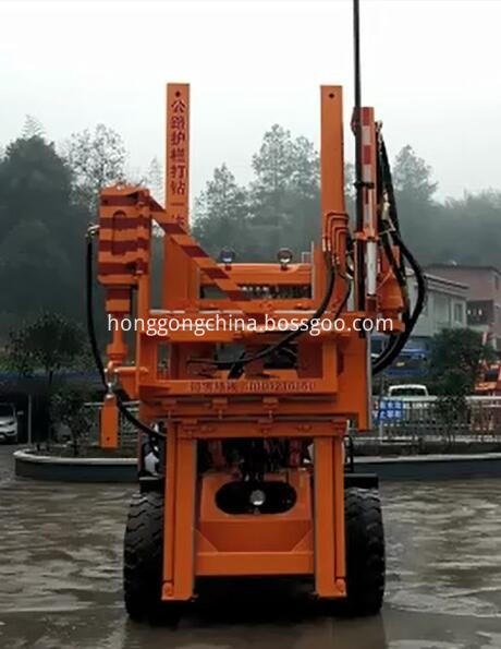 Hydraulic Pile Driver Highway Fix Guardrail