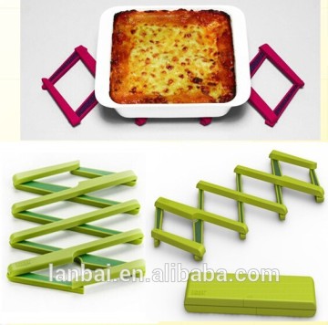 NEW pass FDA LFGB plastic flexible stretch pan plant mat rack