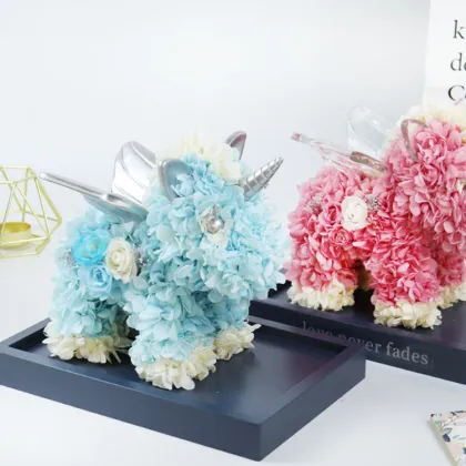 2022 Wholesale Unicorn Eternal Flower Rose Bear Preserved Flower Gift Box