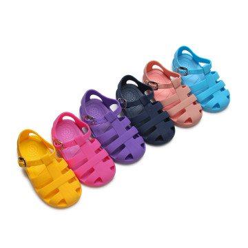 Seis colores zapatos para niños de gelatina de verano