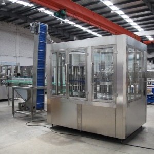 Automatic PET Bottle Filling Machine