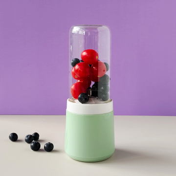 Wholesale Rechargeable Portable Vegetable and Fruit Juicer Cup