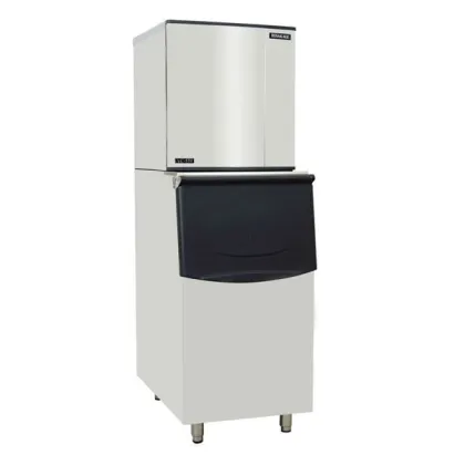 Crescent ice maker for Bakery