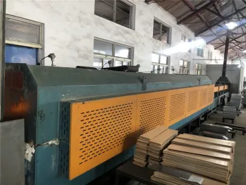 movable mesh belt quenching furnace