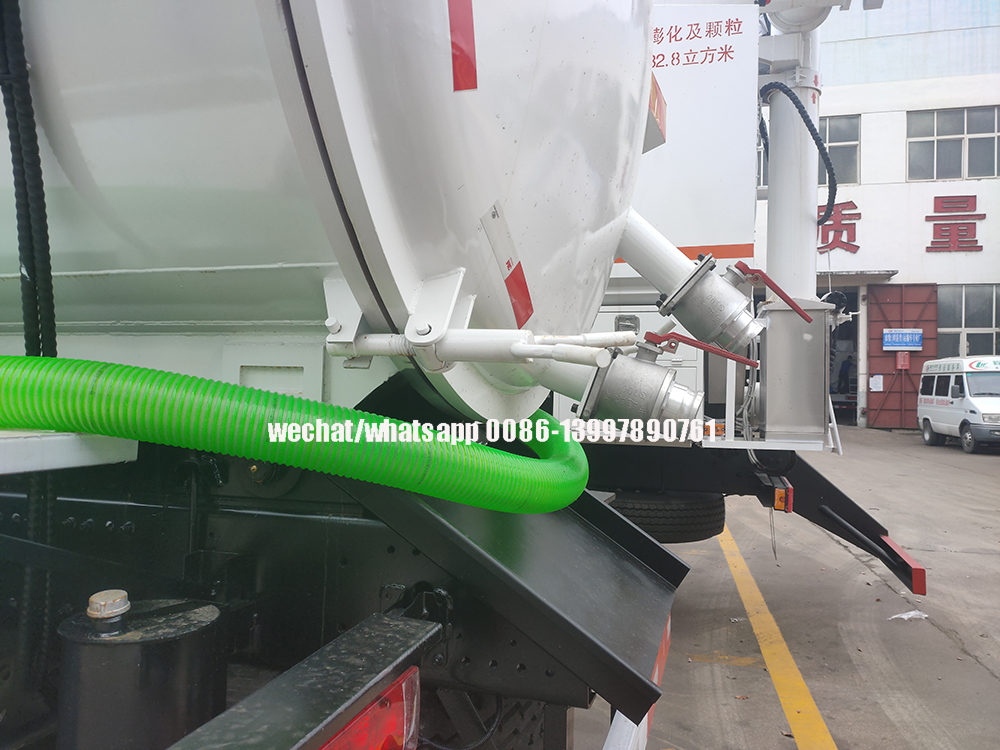 Suction Sewage Truck5 Jpg